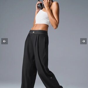 ALO Yoga Black Wide Leg Pants with High-Waisted Design